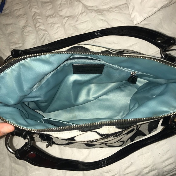 Coach Handbag - Picture 3 of 3